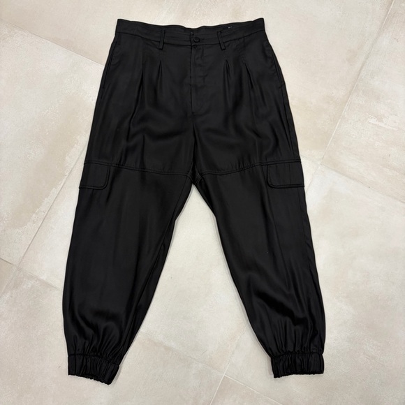 ALL SAINTS BLACK CARGO SATIN FINISH - Picture 3 of 5